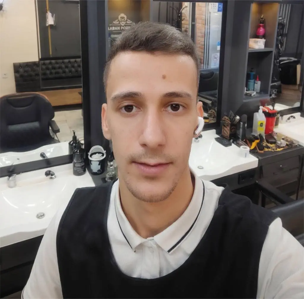 Zaki – Barber